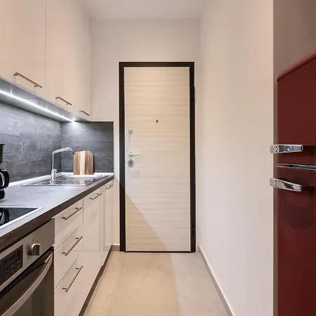 F & B Collection - Downtown Flat For 3 * Saloniki